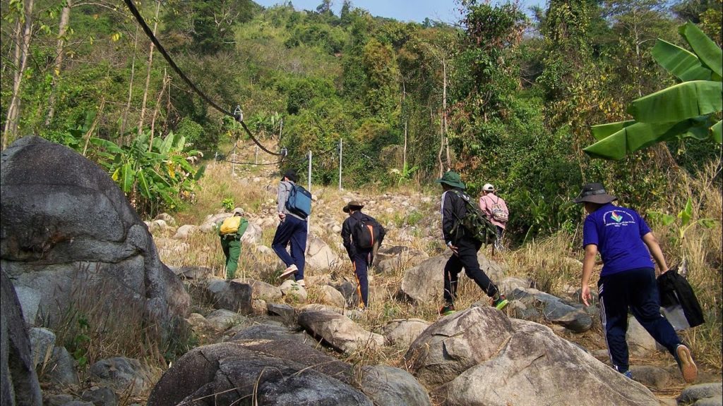 trekking-nui-Chưa-Chan-Gia-Lao-e1593334675844
