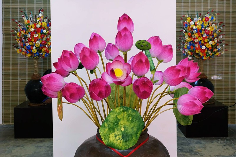 hoa-giay-thanh-tien-02