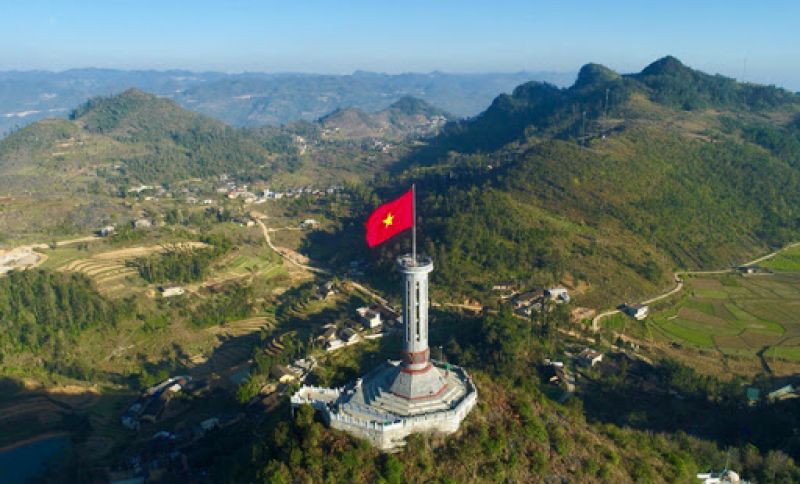 VIỆT NAM LỌT TOP ĐIỂM ĐẾN NĂM 2021