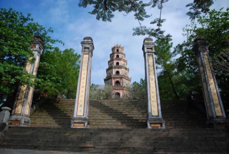 TOP 10 ĐIỂM ĐẾN HẤP DẪN DU KH&Aacute;CH Ở VIỆT NAM