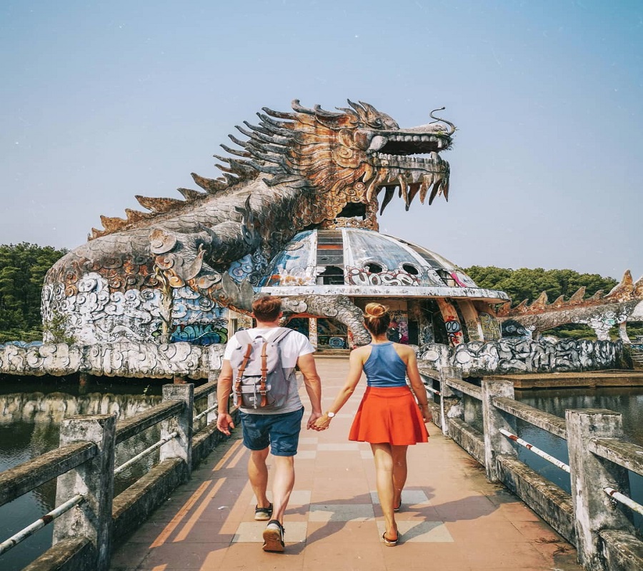 ve-bi-an-cua-cong-vien-ho-thuy-tien-2